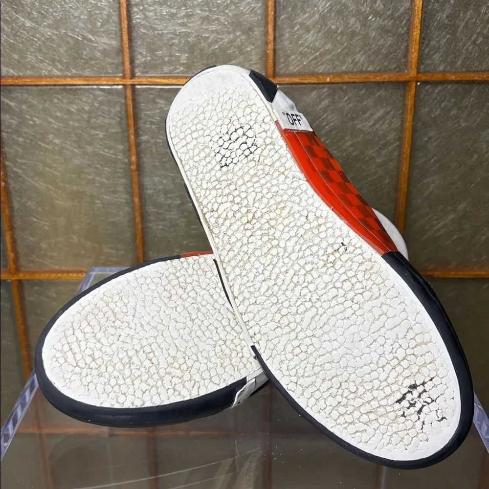 Off-White c/o Virgil Abloh “White Black “ sneakers